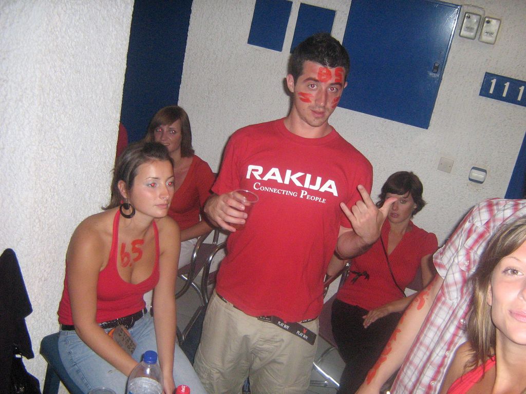 i/Kranj/Absolvent08/04-RedLoveParty/absolvent 1530.jpg